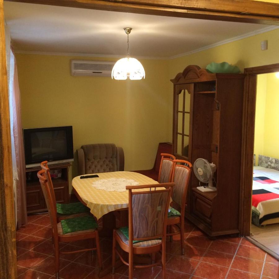 David Apartman Gárdony Exterior foto